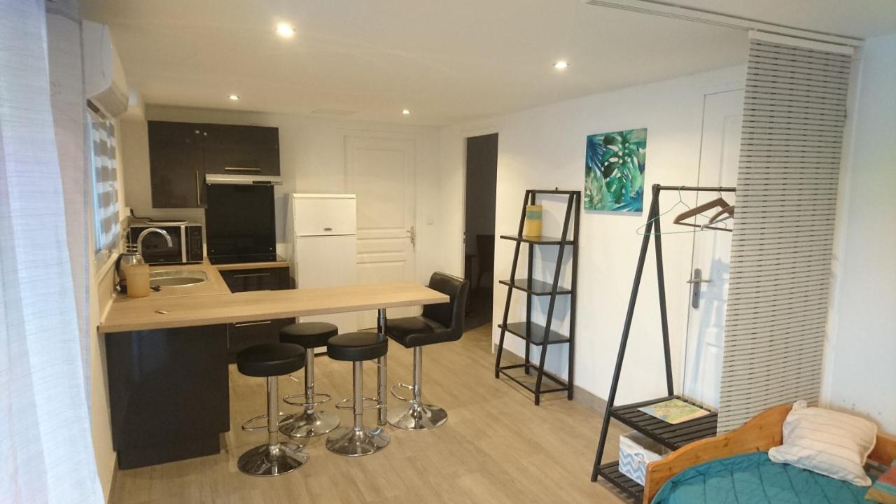Appartements Dans Residence Avec Piscine - Mer A 500M Sainte-Marie-la-Mer Exterior foto
