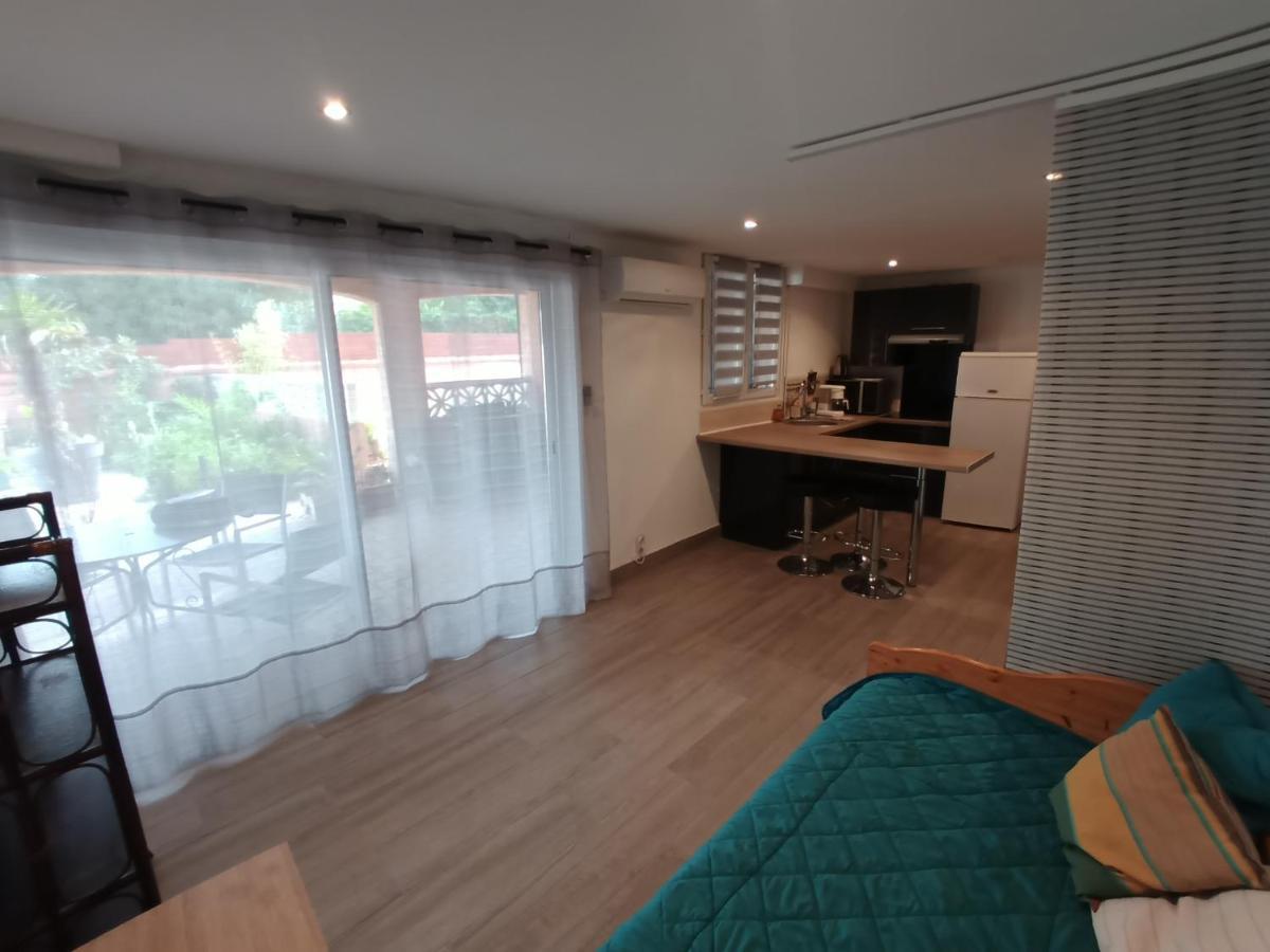 Appartements Dans Residence Avec Piscine - Mer A 500M Sainte-Marie-la-Mer Exterior foto